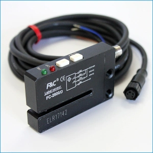 2mm Slo NPN PNP M8 Connector Photoelectric Label Sensor