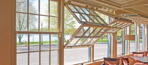 Aluminum Folding Window for Cafe Shop/ Restaurant