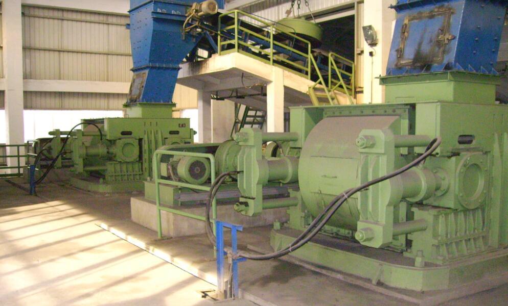 Big Strong Double Roller Crusher Supplier 2pg1200*1200