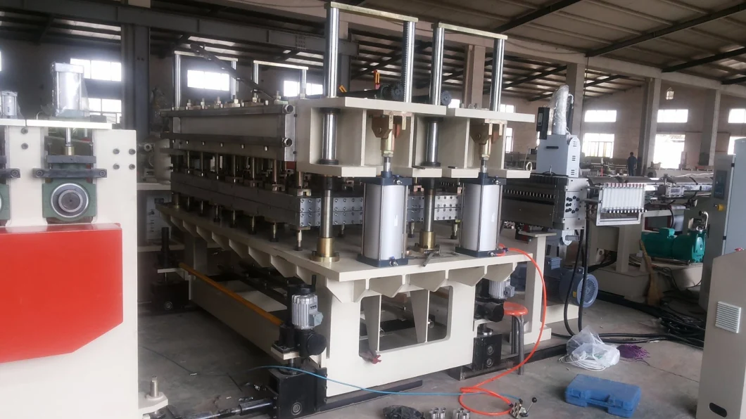 The Most Professional PP/PE Hollow Sheet /Grid Plate Extrusion Line