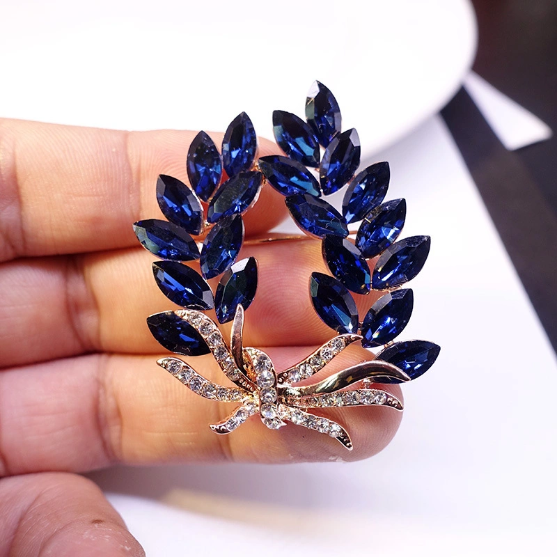 High-End Blue Crystal Super Flashing Diamond Wedding Accessories Brooch