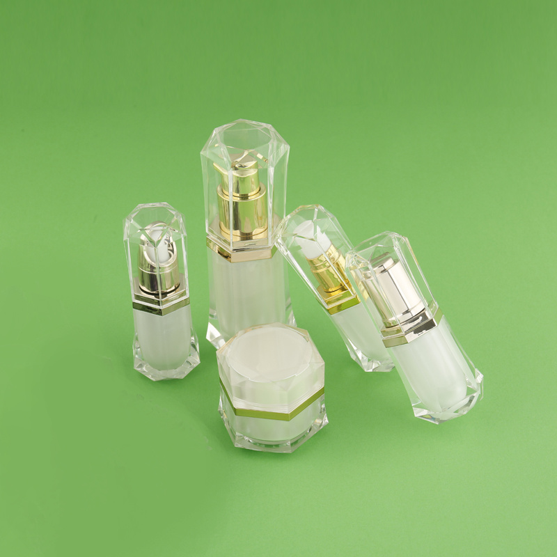 Wholesale 30ml Luxury Empty Acrylic Cosmetic Packaging Lotion Pump Bottle for Cosmetic Packaging