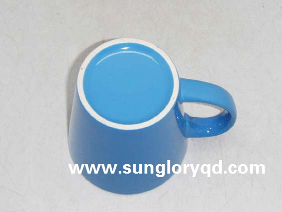 Two-Tone Funnel-Shaped Mug of Syb103