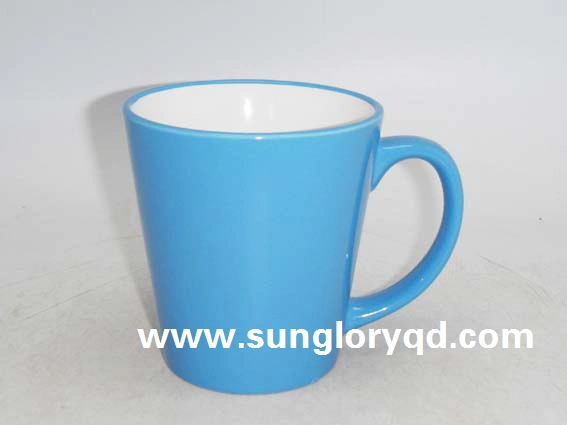 Two-Tone Funnel-Shaped Mug of Syb103