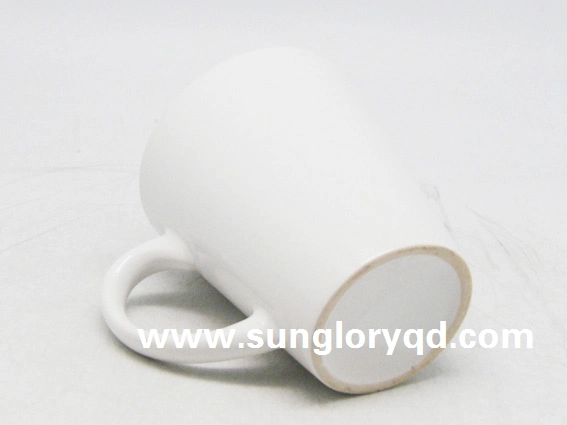 Funnel-Shaped Porcelain Mug of Mkb066