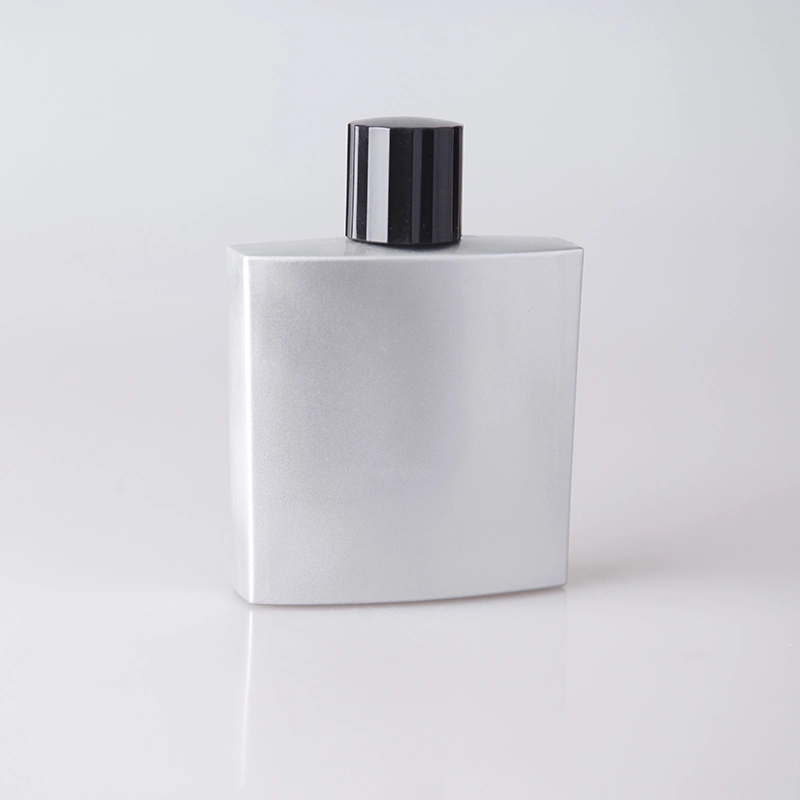 White Cosmetic Packaging Glassware Glass Spray Bottles Glass Perfume Bottle