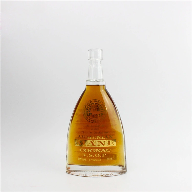 Luxury Glass Flat Top Clear Bottle 500ml Glass Bottle for Whisky Rum Vodka