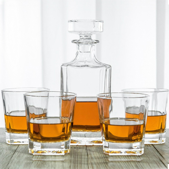Classic Whiskey Glass Wine Cup Transparent Whiskey Glass Wine Bottle 200ml 250ml 500ml 1000ml