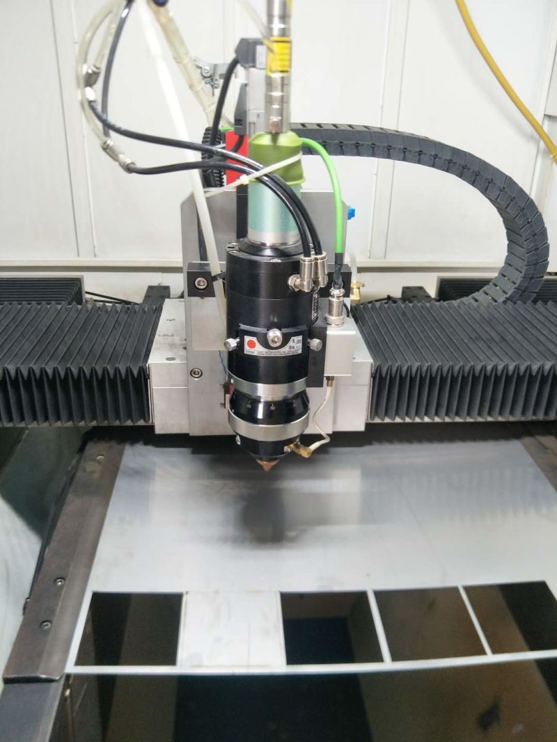 Small Size High Precision Fiber Laser Cutting Machine