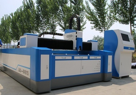 Automatic Fiber Laser Cutting Engraving Machine with Fiber Laser Cutting