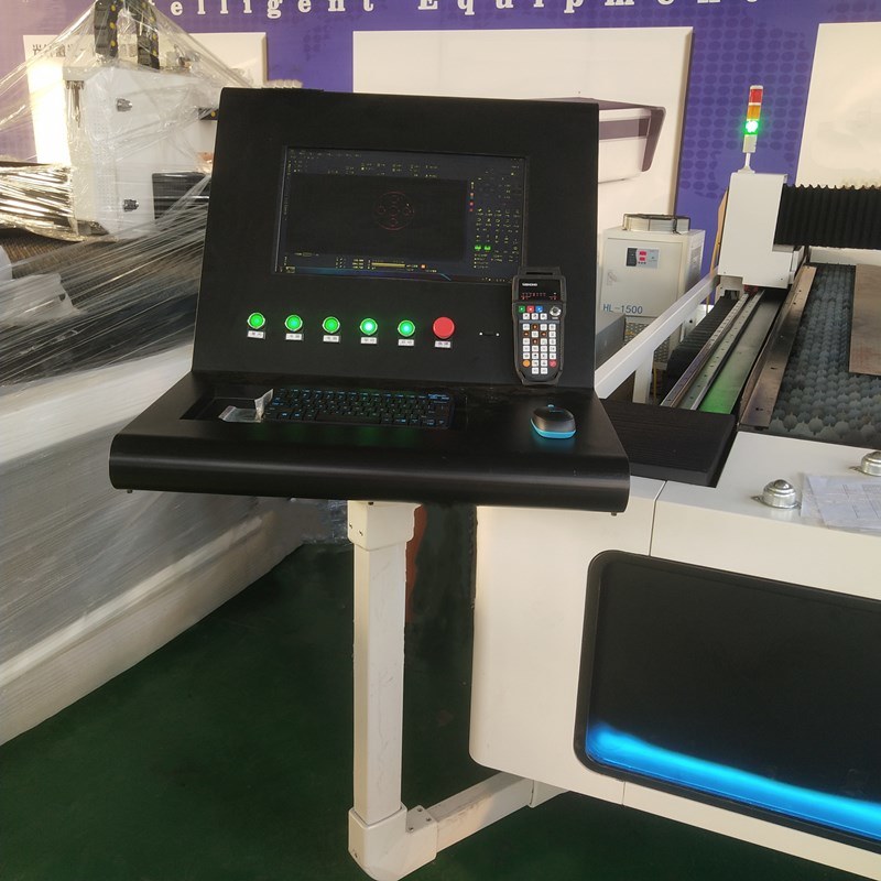 1500W CNC Sheet Metal Plate Fiber Laser Cutting Machine