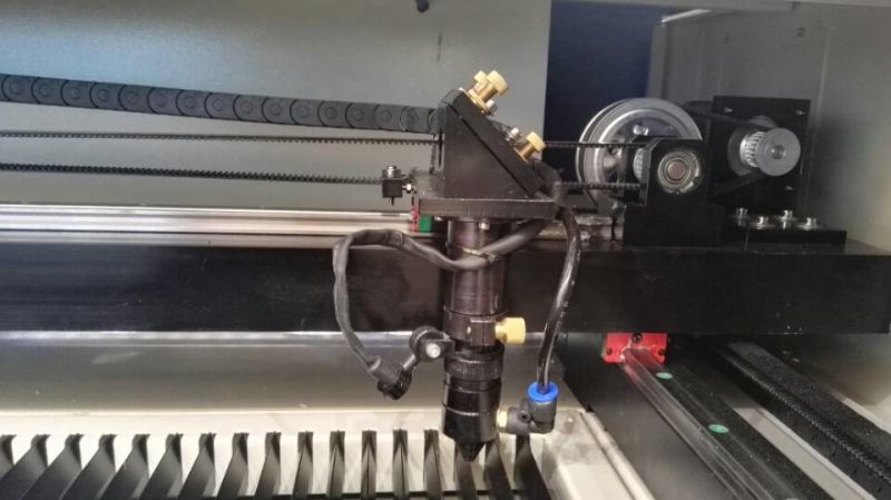 Laser Cutting Machine (YH1612T, 60W)