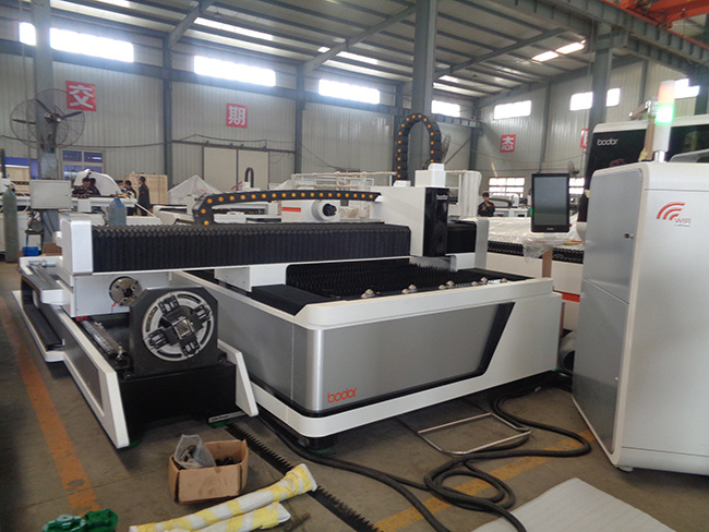 Fiber Laser Cutter / Metal Cutting Machine Manufacturers in Jinan, China