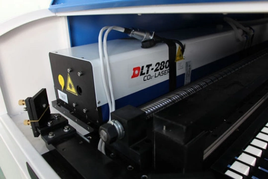 1325 Laser Cutting Machine with Auto Focus for Metal Tube