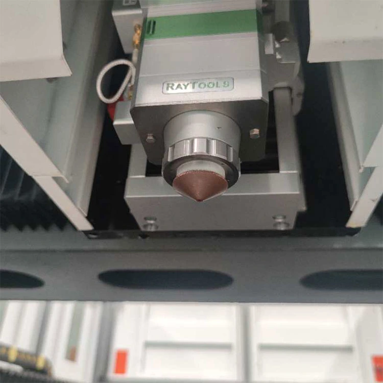 Ipg Fiber 3000W CNC Laser Cutting Machine for Metal Tube Laser Cutting Machine Manufacturers