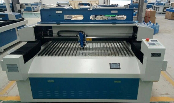 Metal Cutting Engraving Machine 180W Laser Cutting Machine 1325 for Sale