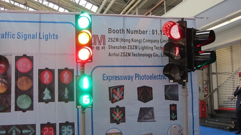 8 Inch Solar Traffic Flashing Lamp / Wireless LED Flashing Warning Light