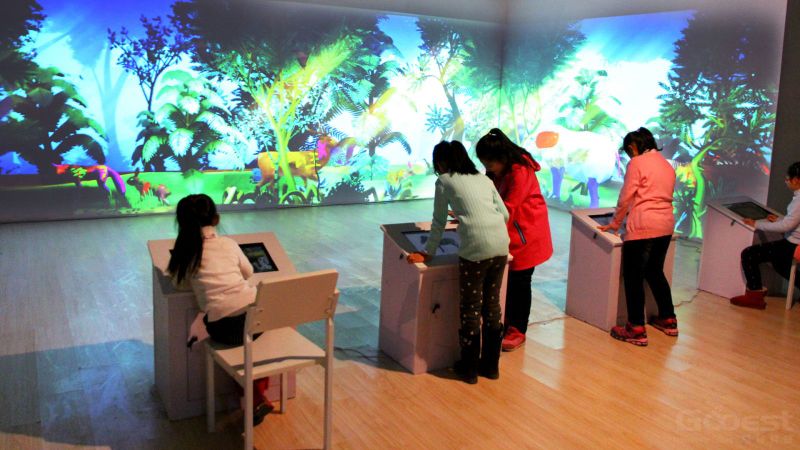 Gooest Interactive Wall Projector Painting Games for Family Center Interactive Painting