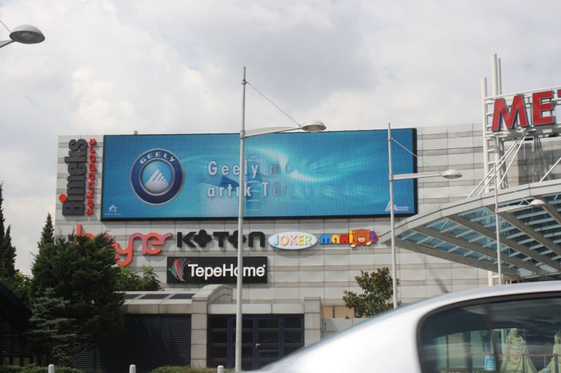 Outdoor Full Color LED Screen/LED Display /LED Video Wall for Advertising