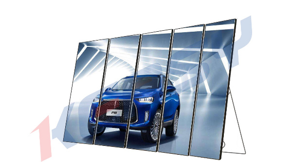 P1.75mm Mirror Digital Indoor HD Screen Floor Standing Commercial LED Poster Display