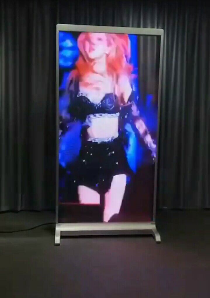 Transparent LED Screen P2.84-6.25 Indoor LED Display with 2mx1m