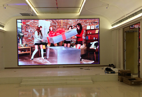 Wholesale P2.5 Full Color Indoor LED Screen for Advertising