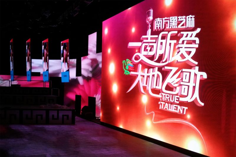 Ckgled P3 Indoor LED Display Rental Screen for Advertising