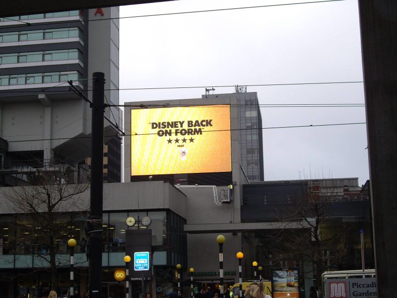 China LED Display P8 Outdoor Non-Waterproof LED Display for Advertising