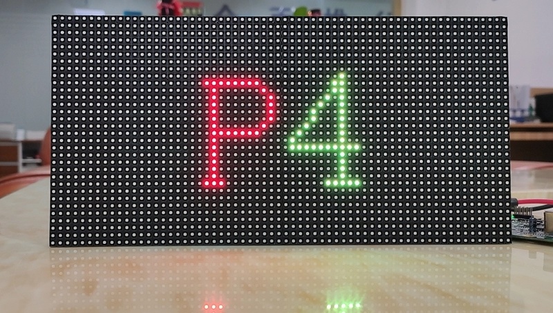 P4 LED Panel Outdoor RGB Full Color LED Display Module 1/8 Scan 256*128mm 64*32 Dots SMD1921