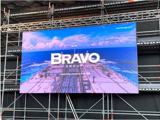 Outdoor Large advertising LED Display Screen P4 Full Color LED Video Wall