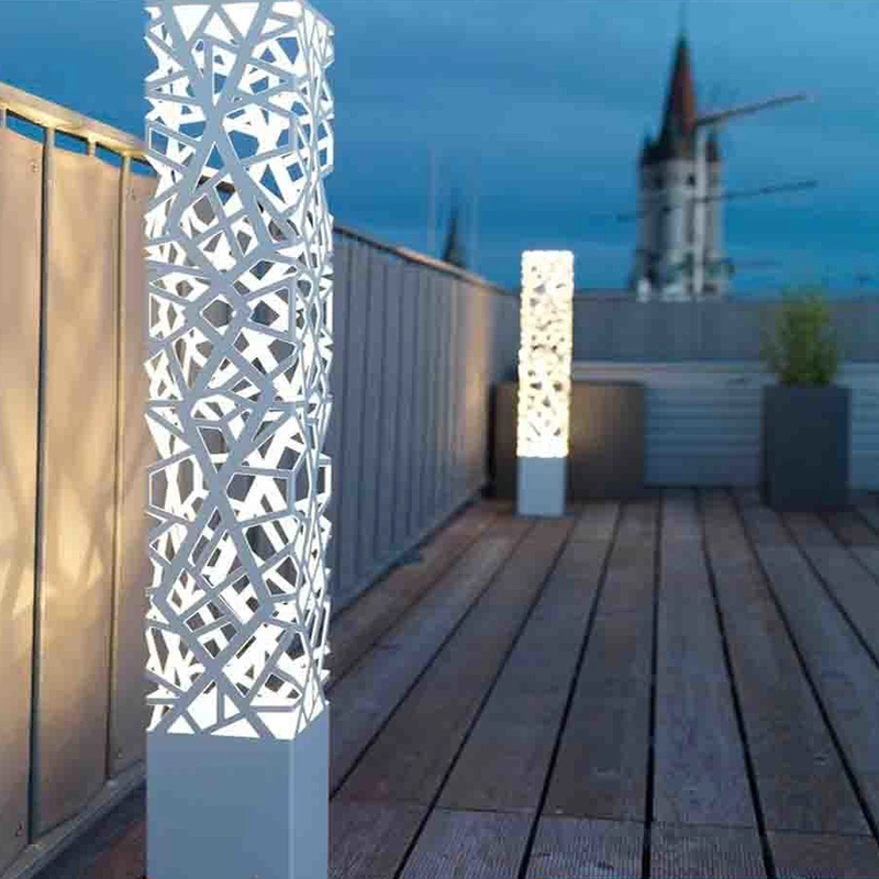 Latest Design High-End Wall/ Roof Ornamental/ Decoration Light Tower for Hotel/ Living Room/ Square