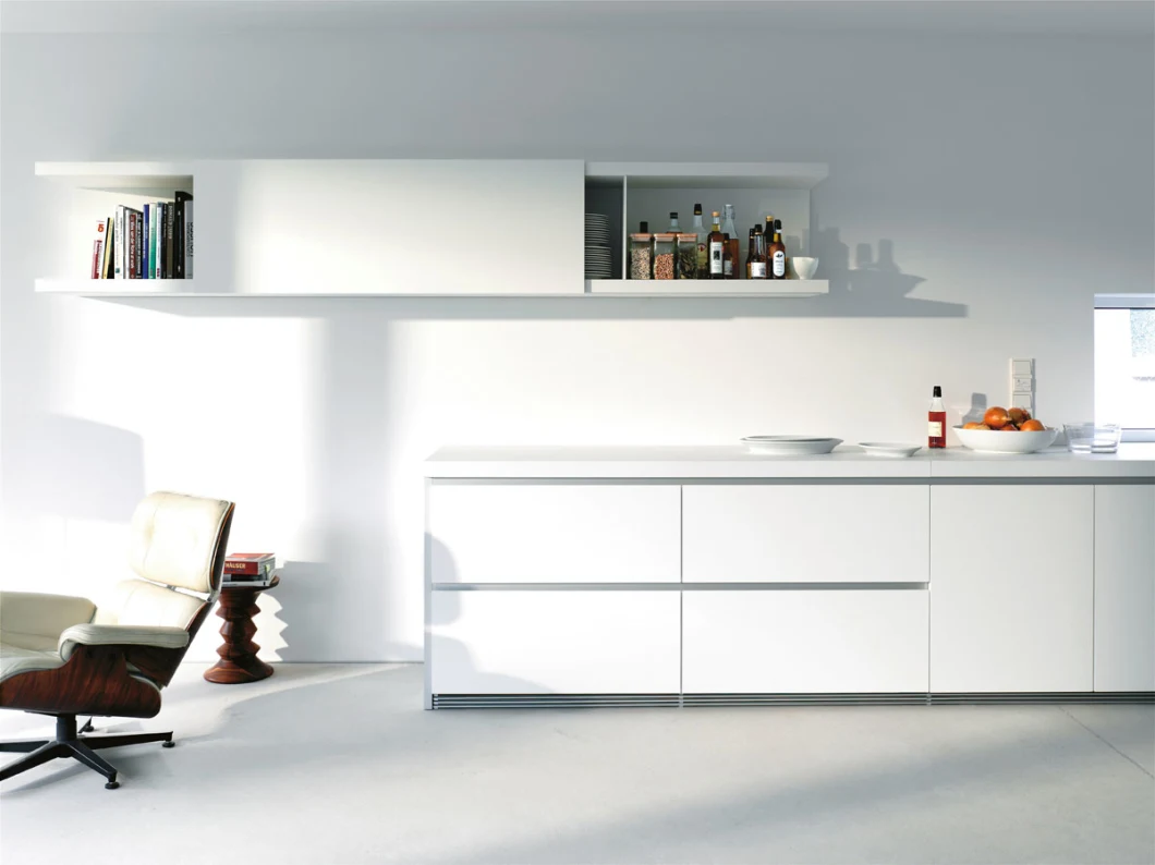 Small High Gloss White Lacquer Kitchen Item with Pantry