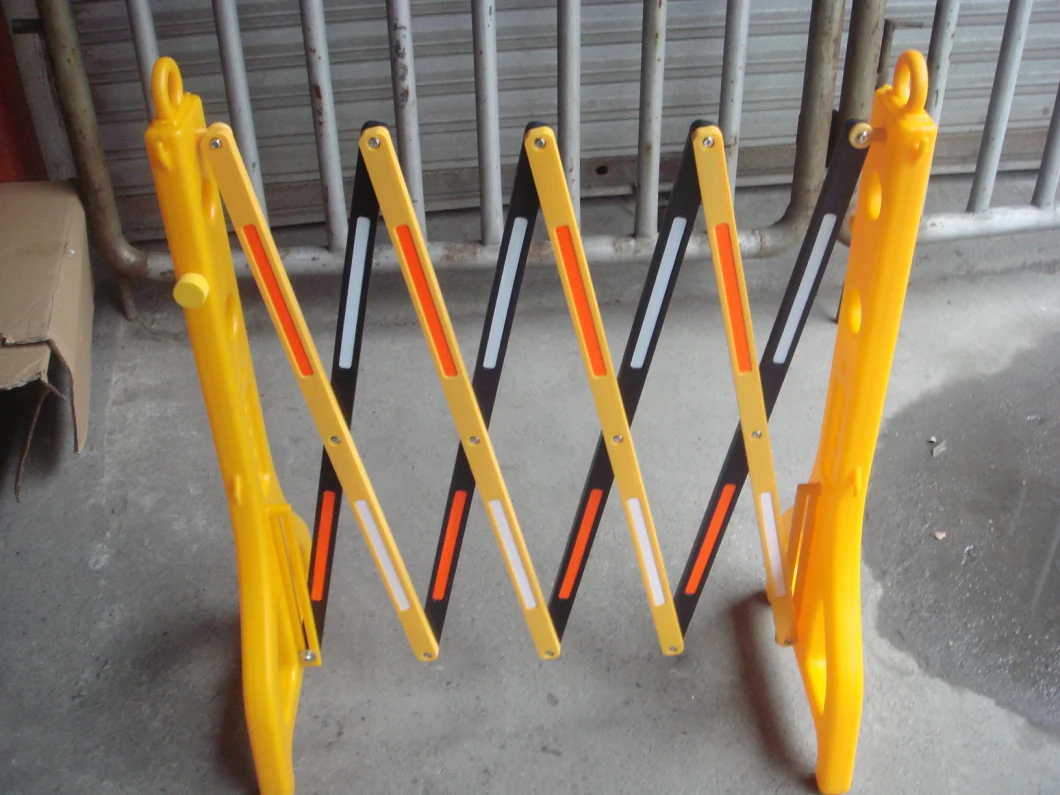 Temporary Road Portable Steel Yellow*Black Expandable Safety Barrier
