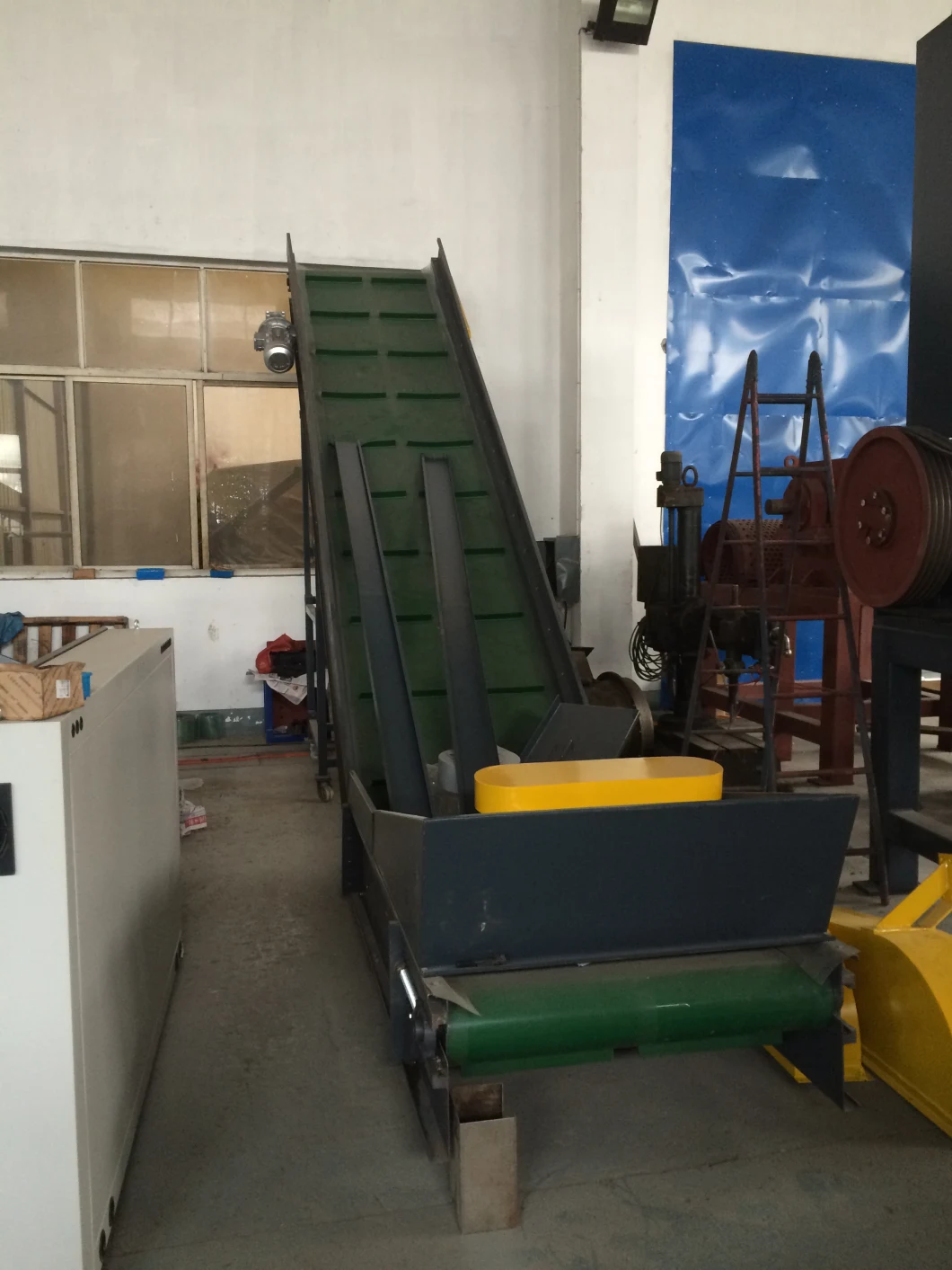Waste Plastic Pet Bottle Recycling Crushing Washing Drying Equipment Machine/ Plastic Recycling Machine
