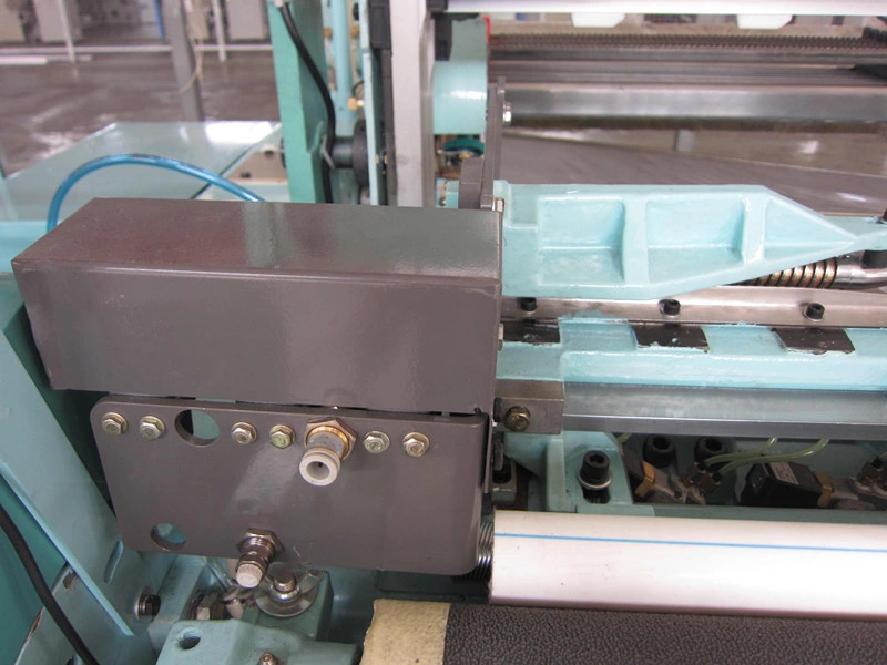 Air Jet Textile Machine Loom with Tuck-in Device