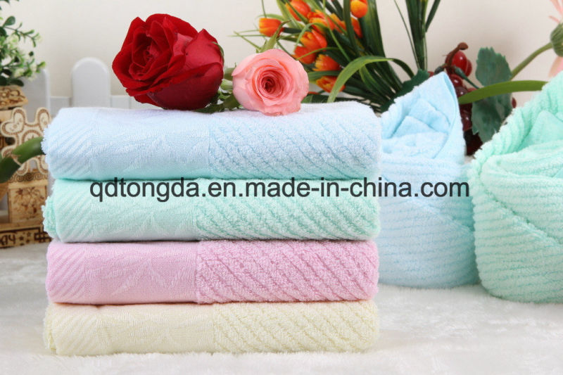 Textile Electronic Jacquard Towel Rapier Loom for Weaving Machine