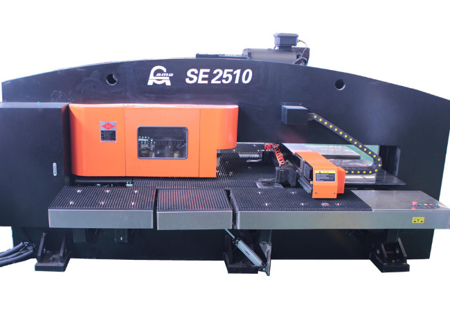 High Precision Chassis Cabinet Sheet Metal CNC Turret Punch Machine