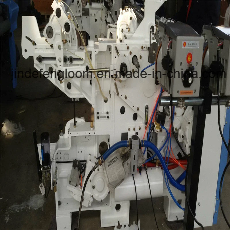 340cm Air Jet Power Loom with Central Cutter & Tuck-in Device