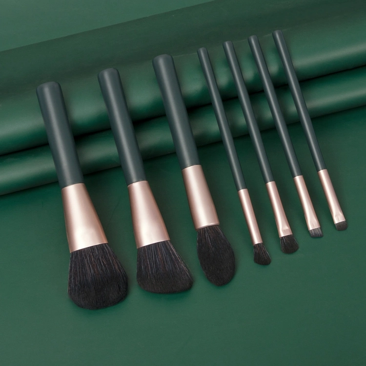Luxury 7PCS Beauty Wood Handle Synthetic Hair Brushes Cosmetics Colorful Professional Makeup Brush Set Private Label