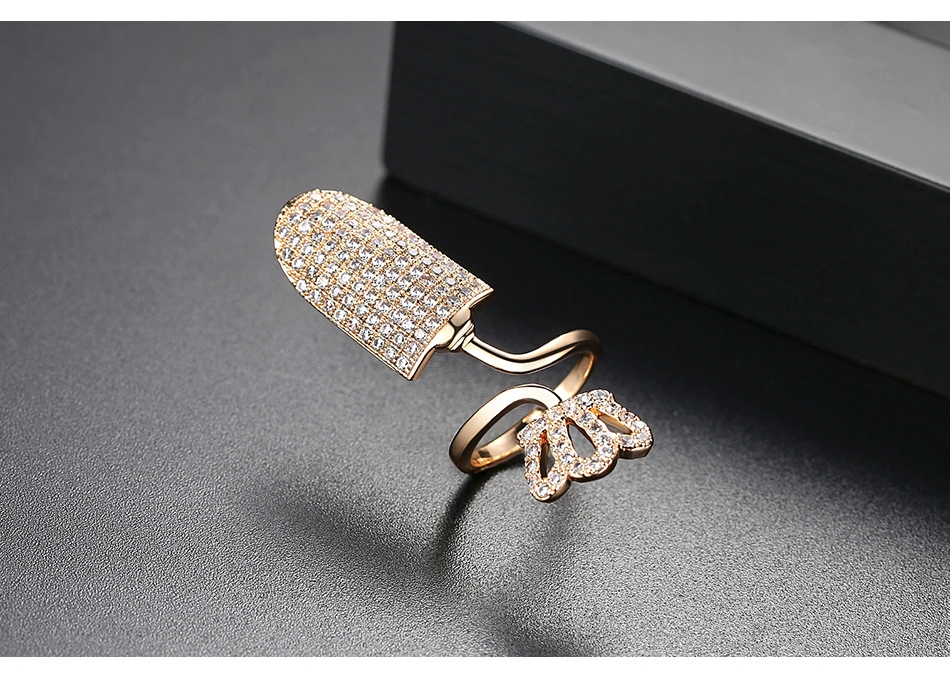 Cubic Zircon Gold Plating Ring Fashion Jewelry Fingernail Ring