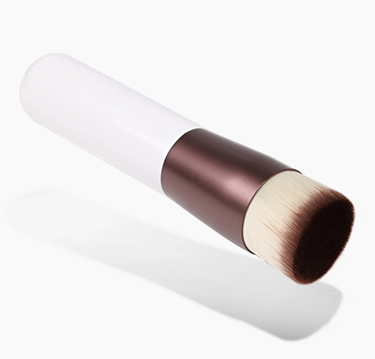 Hot Sale Free Sample Makeup Foundation Brush with Cruelty-Free Synthetic Hair