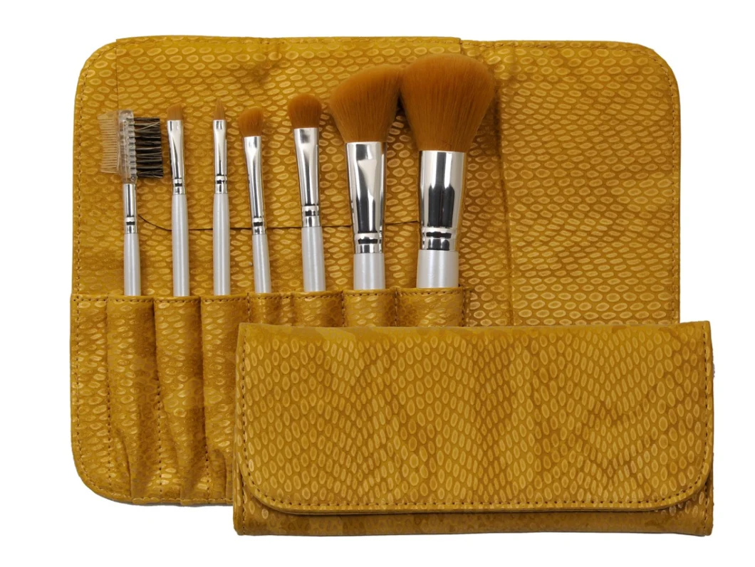 Synthetic Hair Makeup Brush Cosmetic Brush with Travel Pouch