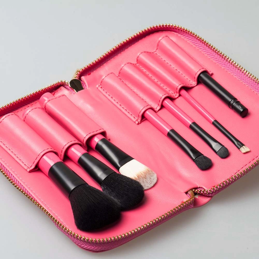 Travel Makeup Brush Set 7PCS with Zipper Bag, Cruelty-Free Animal Hair & Synthetic Hair