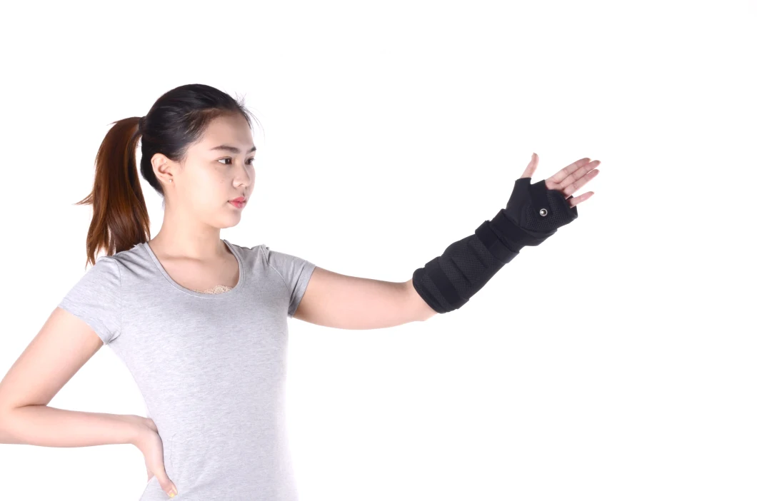 Steel Wrist Brace Support Arthritis Sprain Carpal Tunnel Splint Wrap Adjustable Wrist Pain Bracers