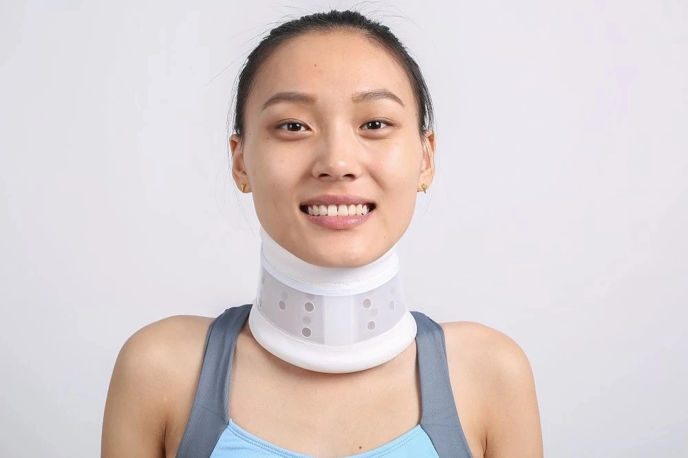 Medical Type V (Plastic) Adjustable Breathable Neck Brace Hard Cervical Collar with Chin Support