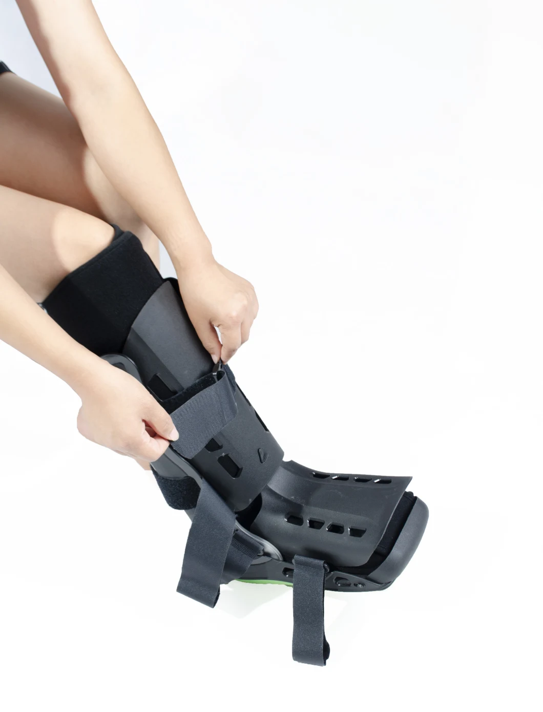 Pneumatic Walker Boots Orthopedic Ankle Cam Walker Brace and Support with Ce FDA