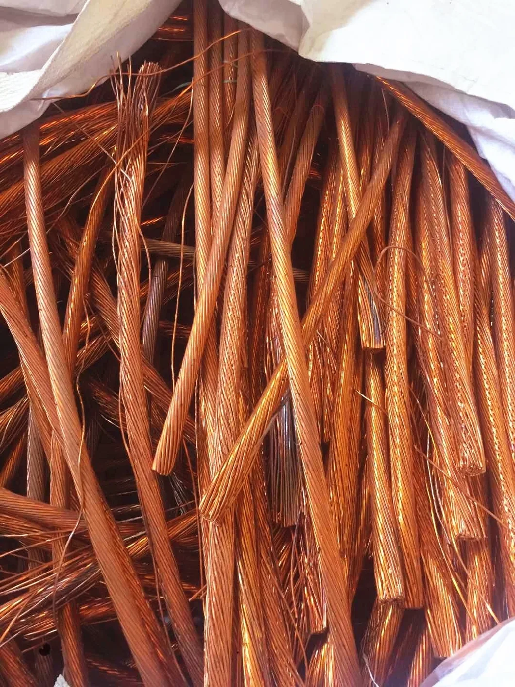 High Purity Copper Wire Scrap 99.99% /Bare Bright Copper Manufacture