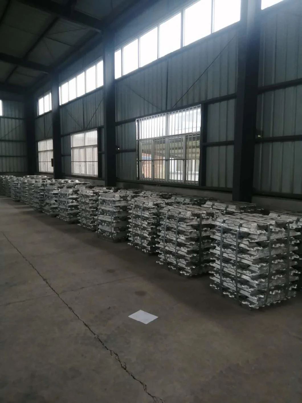 China Factory Price of Aluminum Ingot Purity 99%-99.9% High Purity Aluminum Ingot