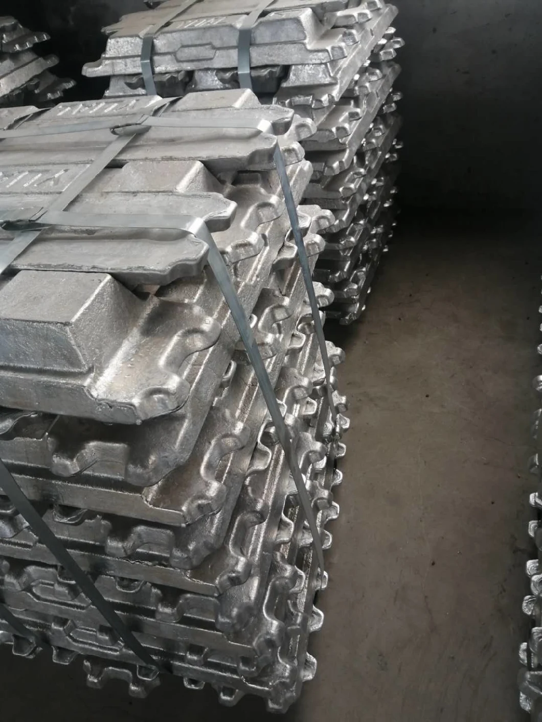 High Purity Aluminum Ingot Standard 99.7%/99.9% for Best Price