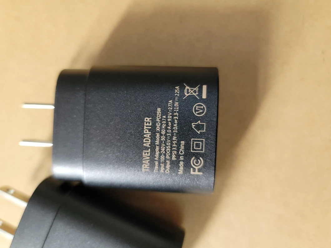 Hot Sale 25W Pd Super Fast Charger for Samsung S20